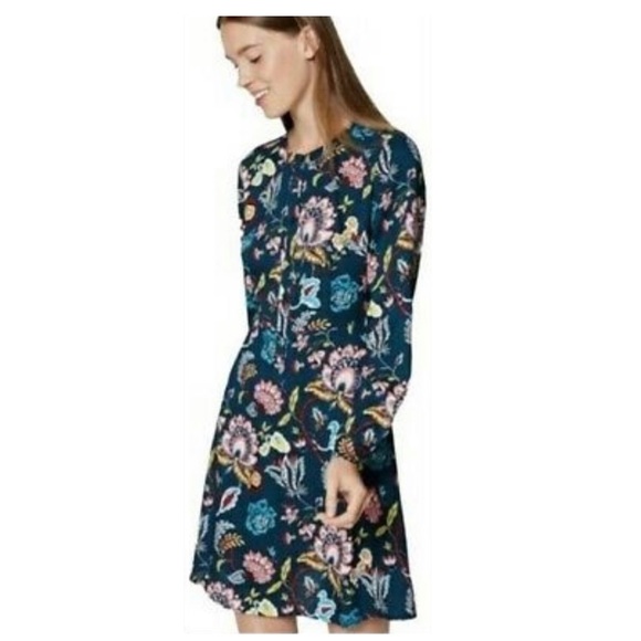 LOFT Dresses & Skirts - Ann Taylor LOFT Garden floral long sleeve shift dress Size 10